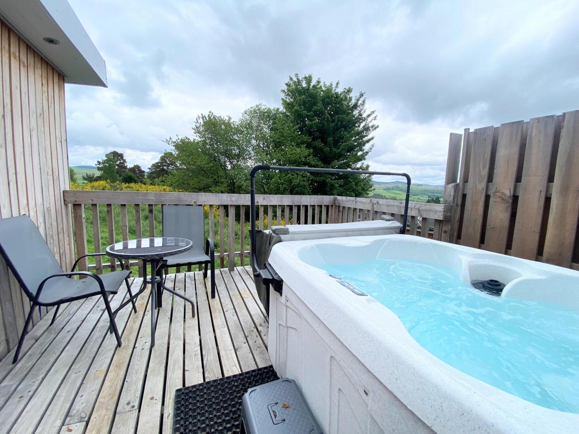 Kaoglen Fallow Pod - Luxury - Hot Tub - Pet Friendly ブレアゴーリー エクステリア 写真